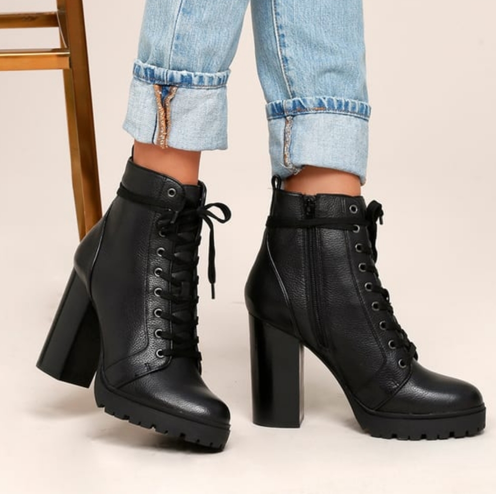 Steve Madden Laurie Platform Boots